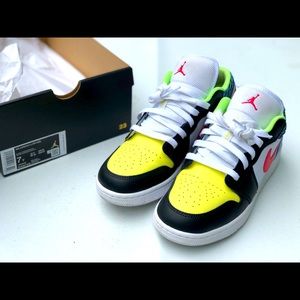 Nike low top Retro Excellent Condition